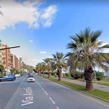 Appartamento Frontemare Marina dʼMarina dʼAndora Екстериор снимка
