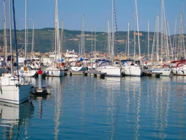 Appartamento Frontemare Marina dʼMarina dʼAndora Екстериор снимка